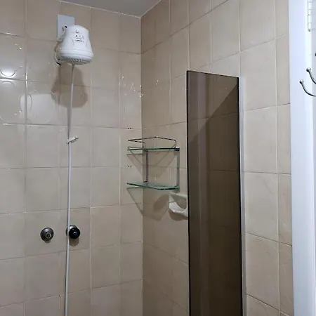 Belo Apartamento Compartilhado Beira Mar No Centro De Bc Balneario Camboriu Room photo