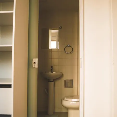 Belo Apartamento Compartilhado Beira Mar No Centro De Bc Balneario Camboriu Room photo